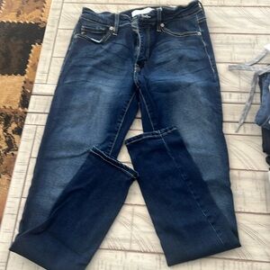 Kan Can size 9/28, skinny stretch. Like new